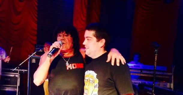 Patricio Fontanet y La Mona Jiménez compartieron escenario en Córdoba