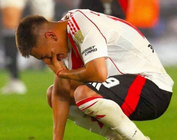 Video: Echeverri rompió en llanto tras la eliminación de River