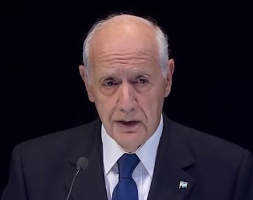 Lavagna admitió que estuvo incómodo durante el debate presidencial