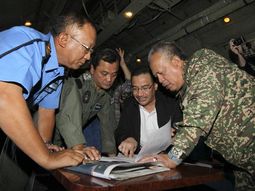 vuelo mh370: dia a dia como fue la desesperada busqueda vuelo mh370: dia a dia como fue la desesperada busqueda