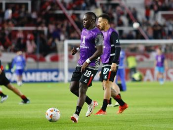 Los 11 de Estudiantes para enfrentar a Boca con una duda: ¿juega Cetré?