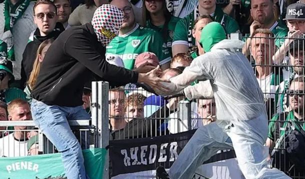Escándalo en Alemania: un hincha burló la seguridad y desenchufó el VAR en pleno partido