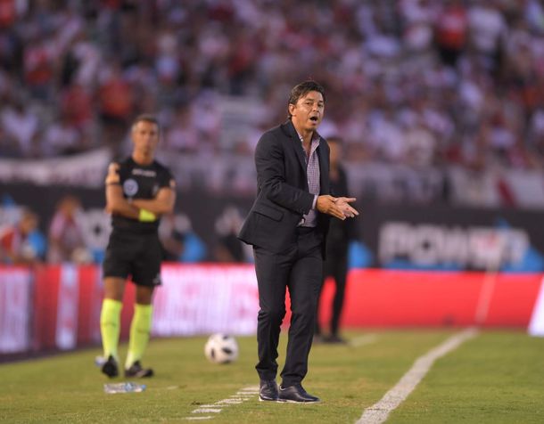 Marcelo Gallardo enfurecido con Jorge Baliño