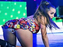 Lali Espósito sobre el escenario. Lali Espósito sobre el escenario.