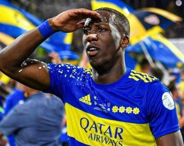 Problemas en Boca: se desgarró Advíncula