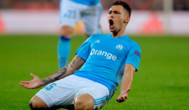 Sólo tres futbolistas argentinos donaron plata para la búsqueda de Emiliano Sala