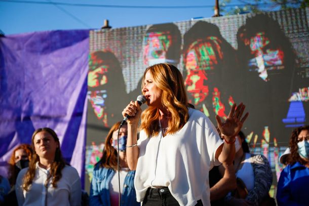 Tolosa Paz: pidió derechos e igual salario para las mujeres