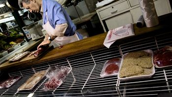 comercios portenos deberan mostrar precios en carteleras comercios portenos deberan mostrar precios en carteleras