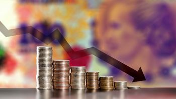 En promedio el poder adquisitivo del salario cayó un 12% en 2016 En promedio el poder adquisitivo del salario cayó un 12% en 2016