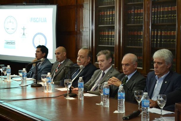 Fiscales reclaman seguridad física para investigar