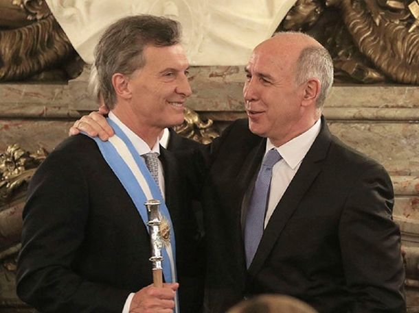 Macri acordó con Lorenzetti que la asunción de los nuevos jueces se posterga hasta febrero