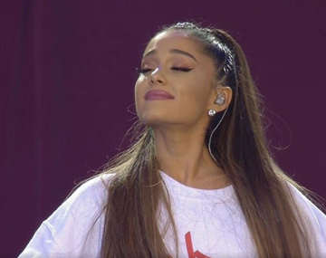 Ariana Grande volvió a cantar en Manchester tras los atentados.