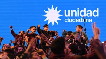 expectativa y confianza en el bunker de cristina, a la espera del resultado final expectativa y confianza en el bunker de cristina, a la espera del resultado final