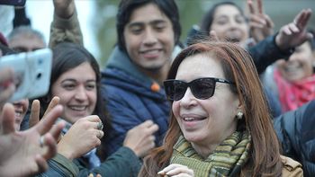 Cristina Kirchner regresó al país luego de su viaje a Europa Cristina Kirchner regresó al país luego de su viaje a Europa
