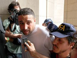 trasladaron a tribunales a mauro martin para indagarlo trasladaron a tribunales a mauro martin para indagarlo