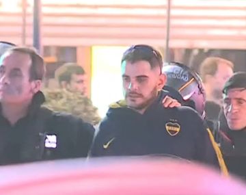La Policía detuvo a un joven mientras despedía a Indio Solari en el Obelisco.