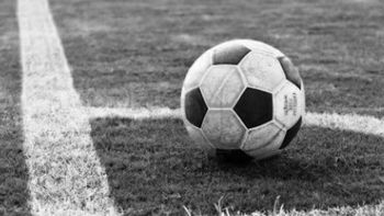 insolito: robo una pelota en pleno partido y pidio el rescate insolito: robo una pelota en pleno partido y pidio el rescate