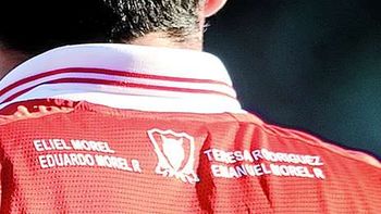 independiente vende espacios a los hinchas en la camiseta independiente vende espacios a los hinchas en la camiseta