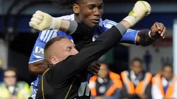 Drogba lesionado Drogba lesionado