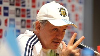 mas problemas para sabella: perdio otro jugador para la gira mas problemas para sabella: perdio otro jugador para la gira