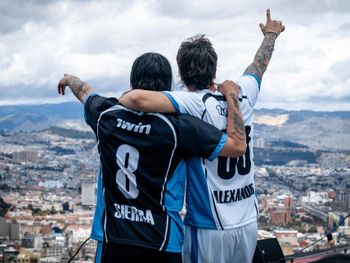 1win y FUTTO establecen el récord mundial oficial del partido de fútbol disputado a mayor altura sobre un edificio 1win y FUTTO establecen el récord mundial oficial del partido de fútbol disputado a mayor altura sobre un edificio