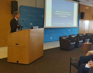 El ministro de Hacienda aseguró que buscarán eliminar los subsidios a los ricos.