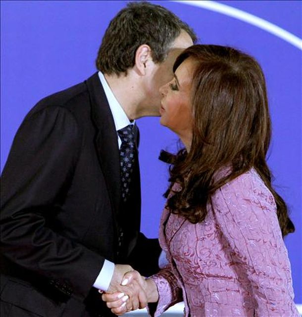 20100518-634097771505190790w