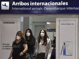 El Gobierno publicará un DNU con más restricciones para los vuelos al exterior: no habrá repatriaciones
