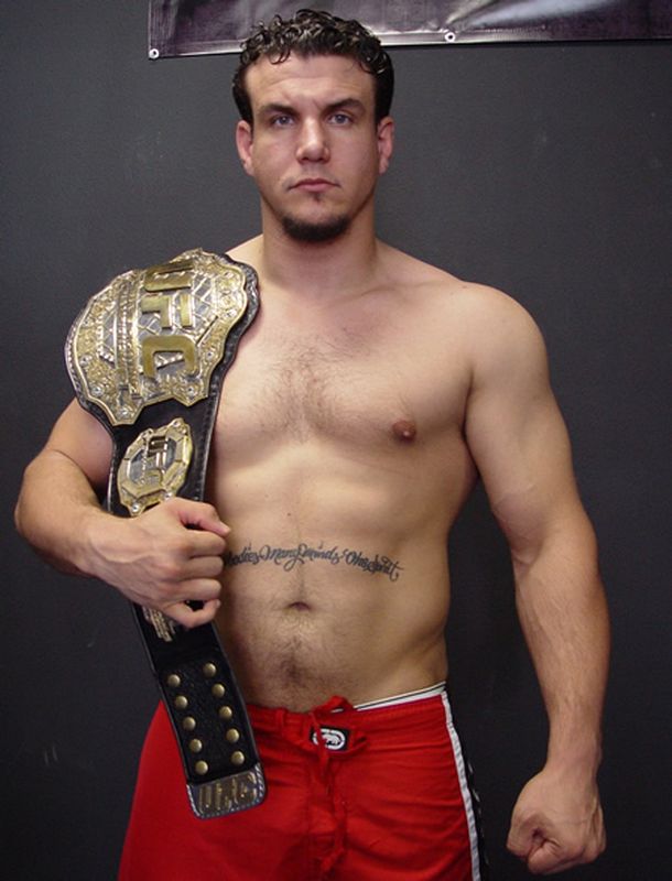 Frank Mir, ex campeón quiere revancha: Un triunfo me pondrá de vuelta en carrera