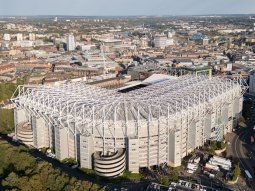 insolito: un club de la premier league vende su estadio y seguira usandolo como inquilino insolito: un club de la premier league vende su estadio y seguira usandolo como inquilino