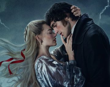 Jacob Elordi y Margot Robbie en Cumbres borrascosas