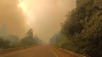 incendios en chubut: cortaron la ruta 40 por el avance de las llamas sin control incendios en chubut: cortaron la ruta 40 por el avance de las llamas sin control