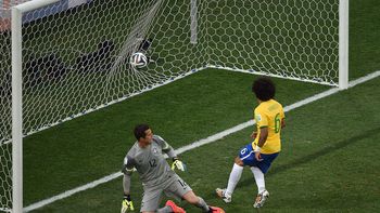 el primer gol de la copa del mundo fue de brasil, pero en contra el primer gol de la copa del mundo fue de brasil, pero en contra