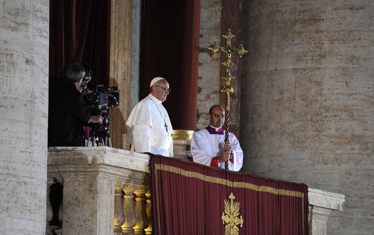 ¿Cómo son las primeras horas del papado de Francisco?