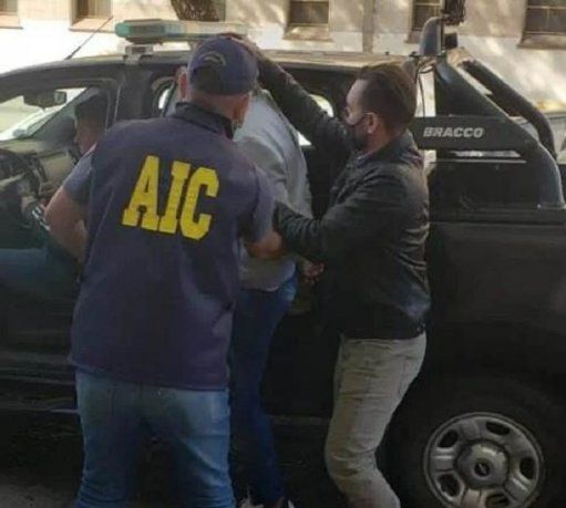 Momento en el que detenían a Germán Ponce