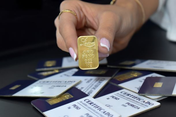 Invertir en oro: cómo adquirir lingotes en Argentina
