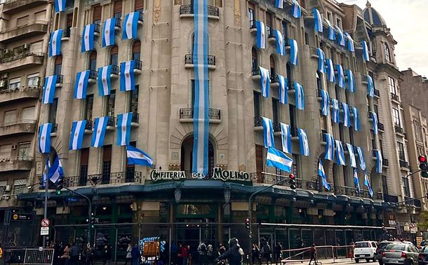 Así está hoy el edificio de la mítica Confitería del Molino