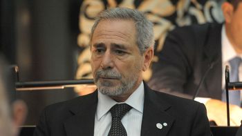 ordenaron la detencion de ricardo jaime y de su asesor ordenaron la detencion de ricardo jaime y de su asesor