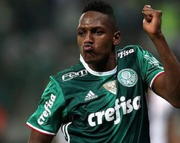 Con 23 años, el central colombiano tuvo un gran paso por el Palmeiras