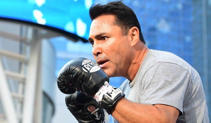 Oscar de la Hoya se contagió de coronavirus y no podrá regresar a pelear