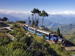 Cinco formas de recorrer Asia arriba de un tren