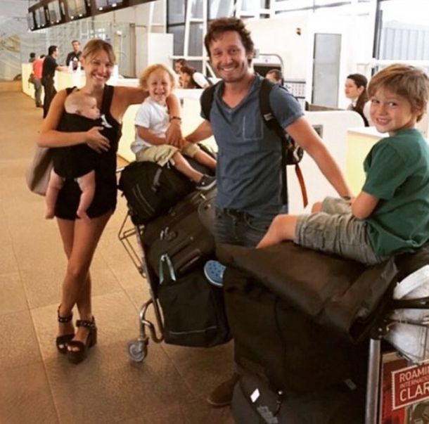 La familia gitana de Pampita y Benjamín