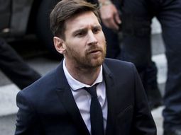 anda a panama, devolve la plata: asi recibieron a messi antes de declarar ante la justicia anda a panama, devolve la plata: asi recibieron a messi antes de declarar ante la justicia