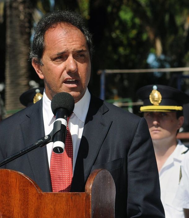 Scioli completará los cambios en el Gabinete bonaerense