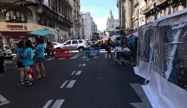 Habrá puestos de hidratación en las inmediaciones del Congreso. Foto: Laura Guarinoni