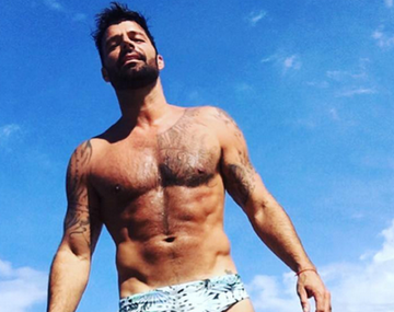 Ricky Martin, muy hot en la playa.