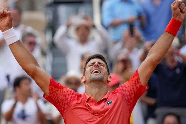 Novak Djokovic se coronó campeón de Roland Garros y recuperó el puesto 1 en el ránking ATP