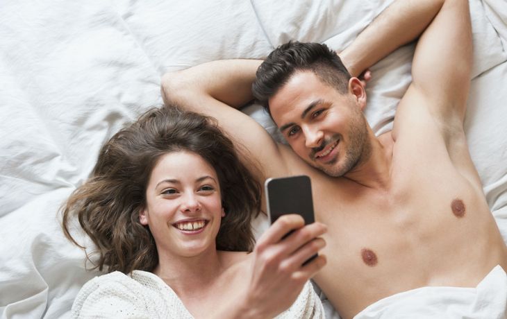 Los cinco consejos para la selfie perfecta en el Día de los enamorados