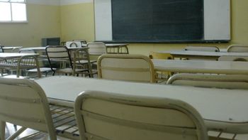 docentes publicos y privados paran este lunes en todo el pais docentes publicos y privados paran este lunes en todo el pais