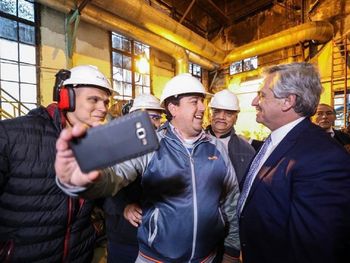 Alberto: La Bolsa no encuentra piso, YPF está en los valores más bajos de su historia